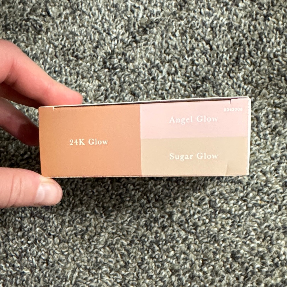 Laura Geller Baked Warm-N-Whimsy Highlighter Trio - Picture 2 of 3
